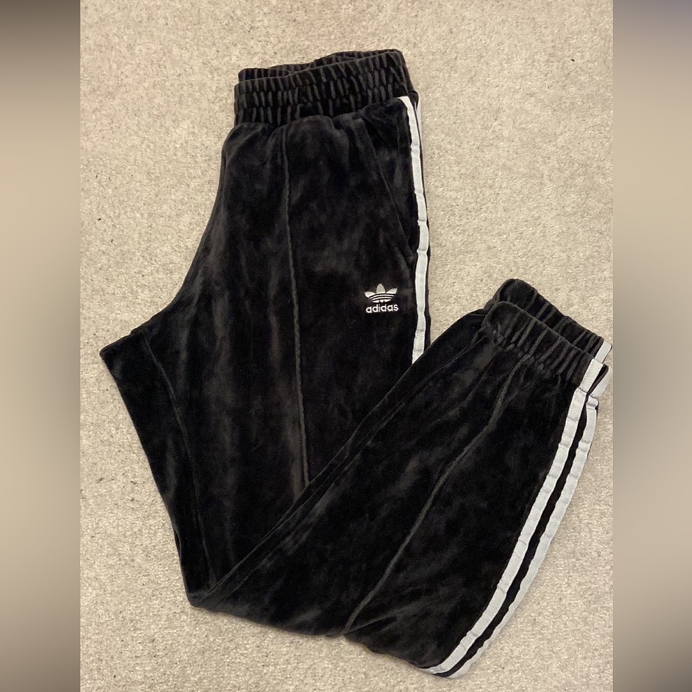 Adidas velvet stripe pants